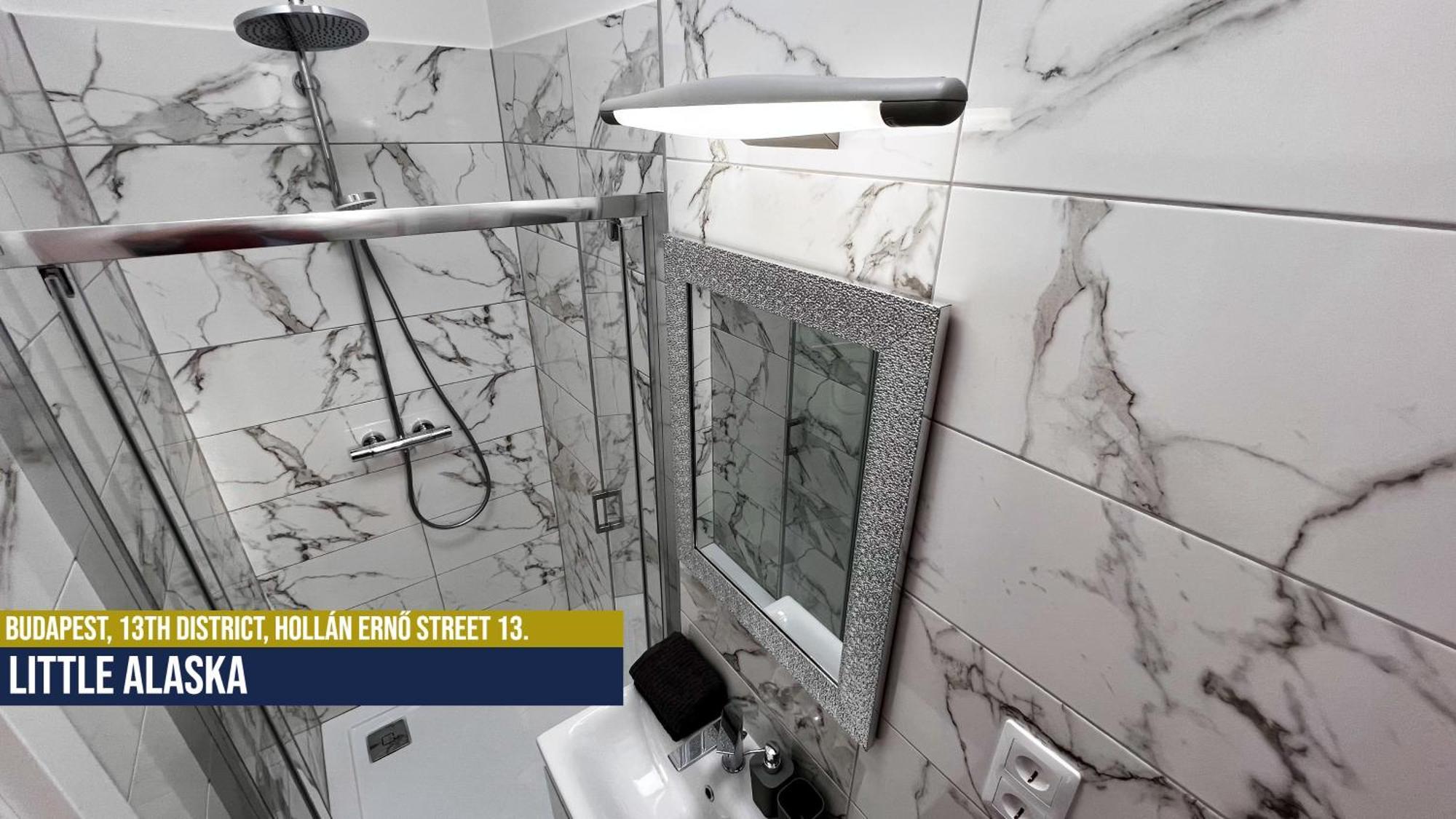 Little Americas Alaska Apartment Будапеща Екстериор снимка
